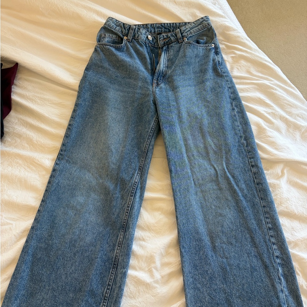 H&M Divided Light Blue Denim Jeans